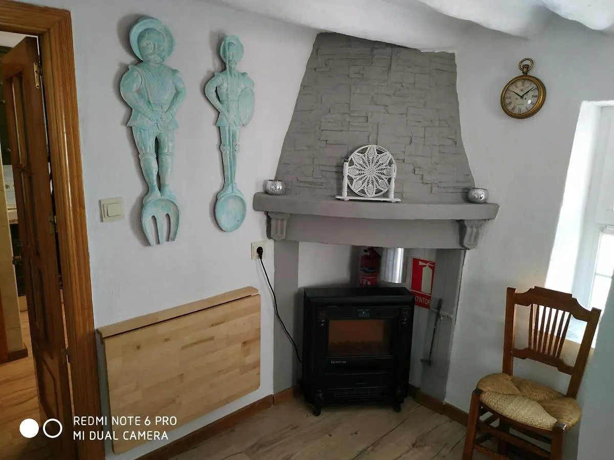 La Casilla De Nigueelas Holiday home Niguelas